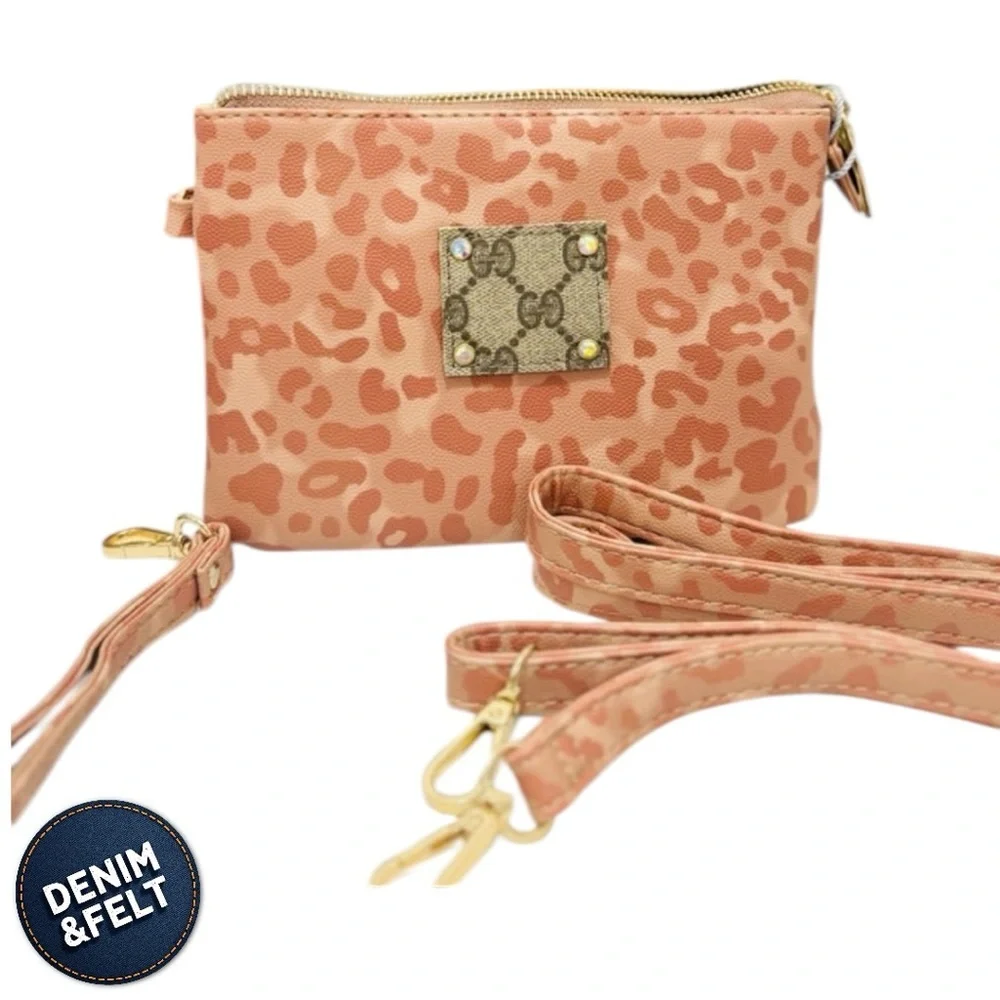 The City of the Jungle Crossbody/Wristlet Duo Purse GG Upcycled Mocha Brown |NEW